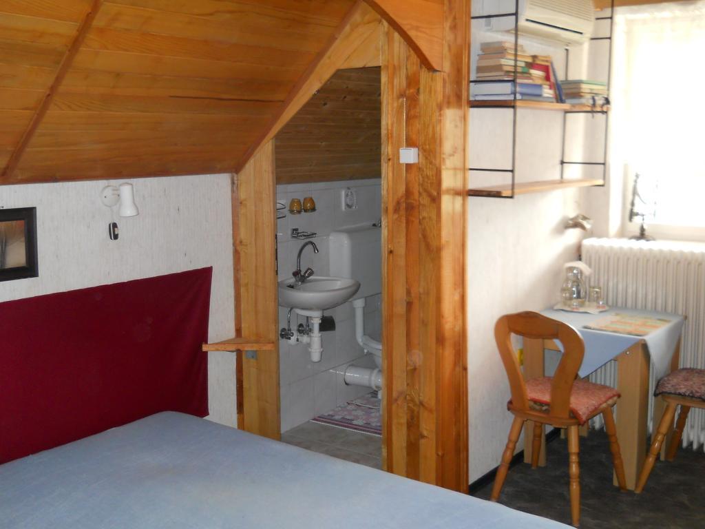 Pál Ház Apartamento Abádszalók Habitación foto